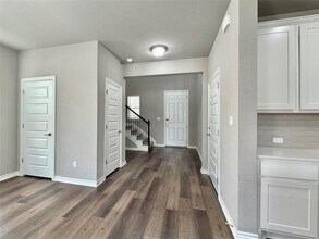 1755 Turtle Bay Loop in Leander, TX - Building Photo - Building Photo