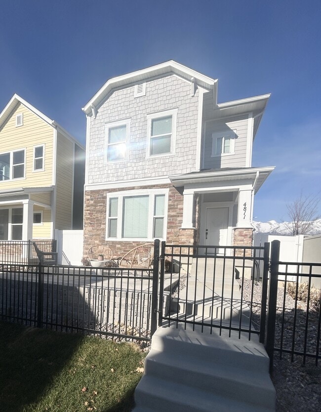 property at 4811 Pocosin Ct