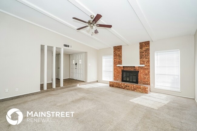 7516 Four Winds Dr in Fort Worth, TX - Building Photo - Building Photo