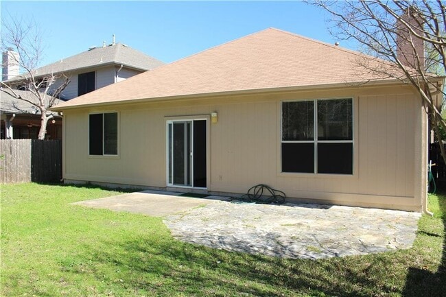 16800 Tomcat Dr in Round Rock, TX - Building Photo - Building Photo
