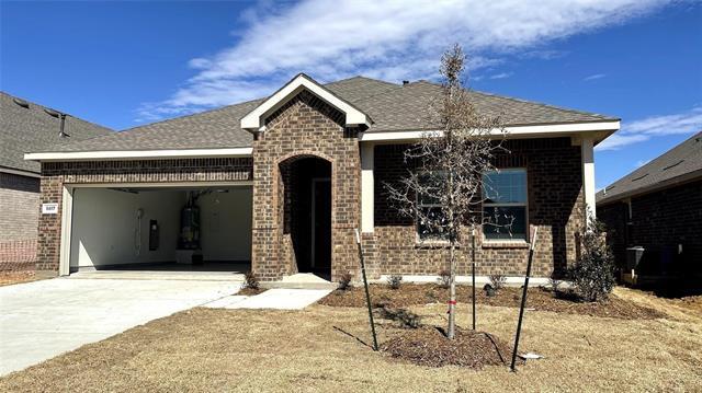 5817 Pensby Dr in Krugerville, TX - Foto de edificio