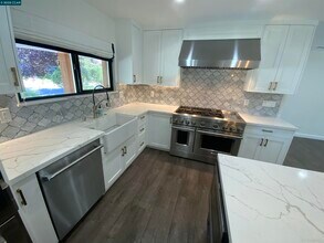 632 Everett Dr in Danville, CA - Building Photo - Building Photo