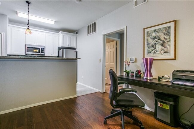 property at 2524 Preston Rd
