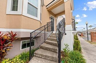 6659 Time Square Ave in Orlando, FL - Building Photo - Building Photo