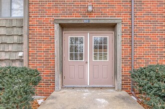 5605 W 58th St in Mission, KS - Building Photo - Building Photo