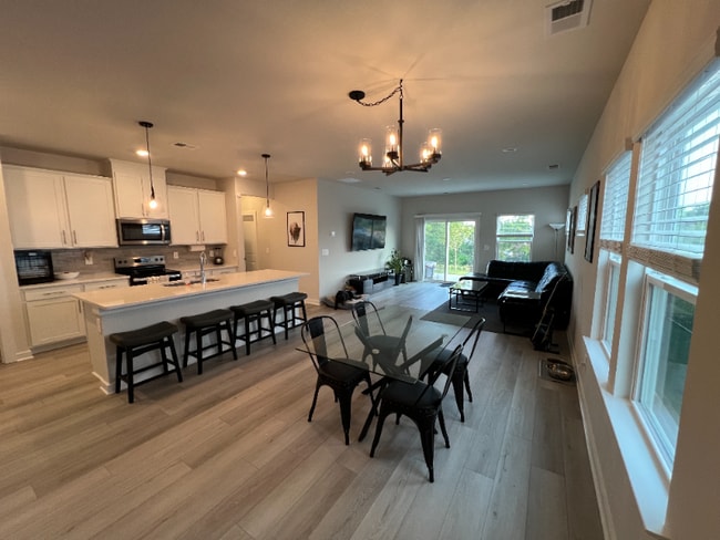 property at 4256 Skyridge Dr