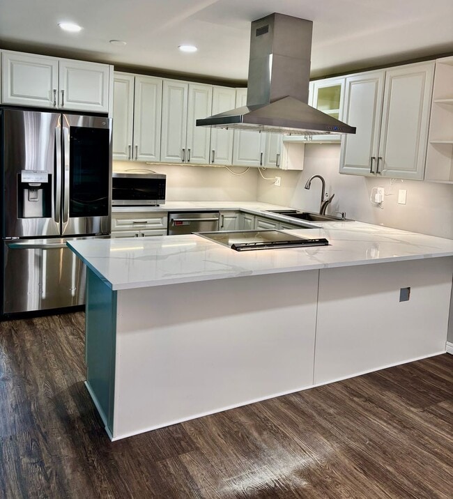 2920 76th Ave SE in Mercer Island, WA - Building Photo - Building Photo