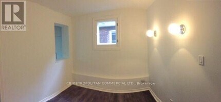 856 Carlaw Ave in Toronto, ON - Building Photo - Building Photo