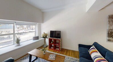 907 S Broadway in Los Angeles, CA - Building Photo - Building Photo