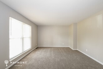 3665 Seville Dr in Florissant, MO - Building Photo - Building Photo