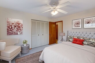 Lexington Twin Apartments in Roseville, MN - Building Photo - Building Photo