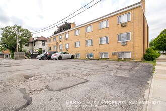 1415 Wyandotte Ave-Unit -#304 in Lakewood, OH - Building Photo - Building Photo