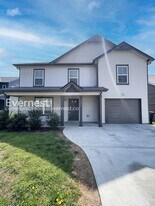 222 Notgrass Rd in Clarksville, TN - Building Photo