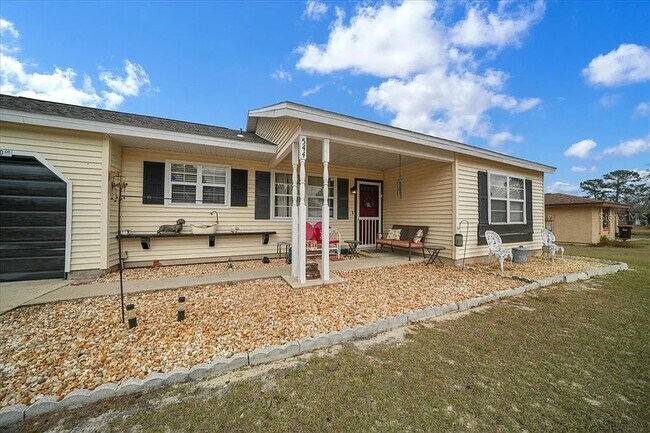 544 Silver Course Cir in Ocala, FL - Foto de edificio - Building Photo