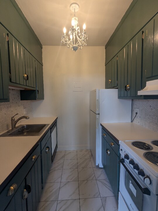 140 Chestnut St-Unit -610 in Springfield, MA - Building Photo