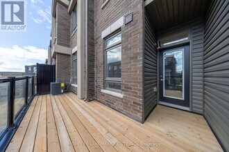 70 Riley Reed Ln in Richmond Hill, ON - Building Photo - Building Photo