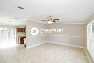 1326 Altman Rd in Jacksonville, FL - Foto de edificio - Building Photo