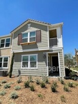 4021 E Coronado Privado in Ontario, CA - Building Photo