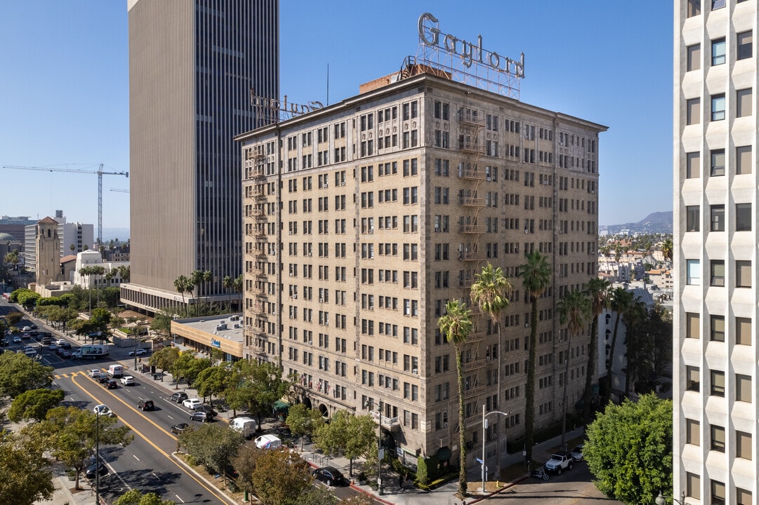 The Gaylord Apartments in Los Angeles, CA - Foto de edificio
