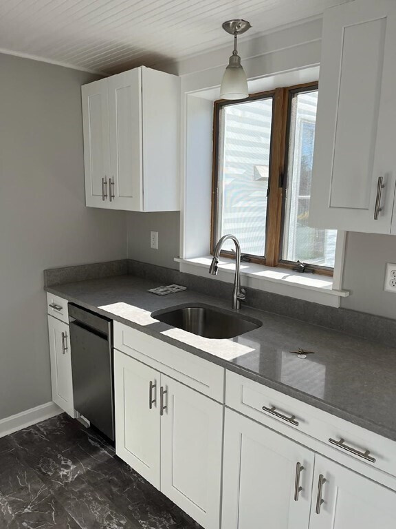 430 N Main St, Unit R in Attleboro, MA - Building Photo - Building Photo