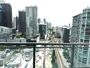 92 SW 3rd St, Unit 2905 in Miami, FL - Building Photo - Building Photo