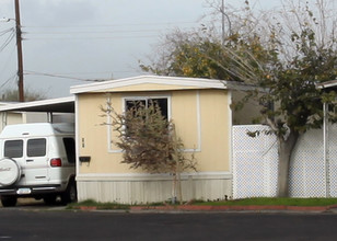 Wagon Wheel in Phoenix, AZ - Building Photo - Building Photo