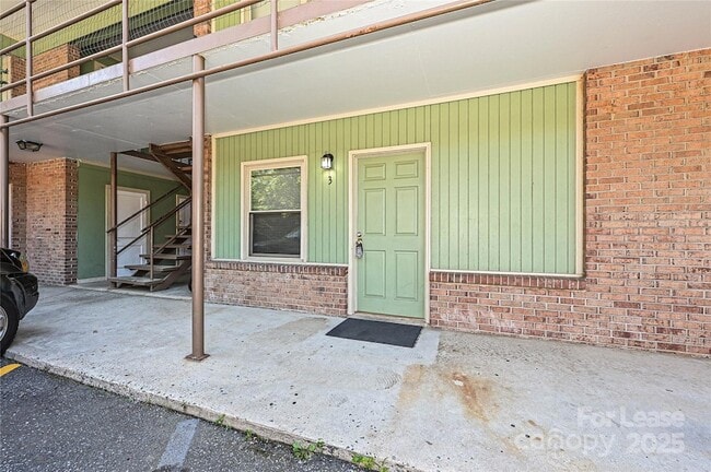 property at 260 Church St N