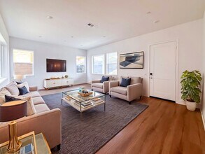 150 Billings in Irvine, CA - Building Photo - Building Photo