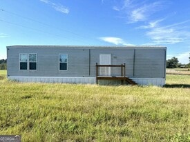 2398 US-441 in Dublin, GA - Building Photo