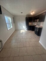 23 Delores Dr in Sauget, IL - Building Photo