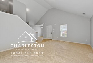 306 Huntington Ct in Hanahan, SC - Building Photo - Building Photo