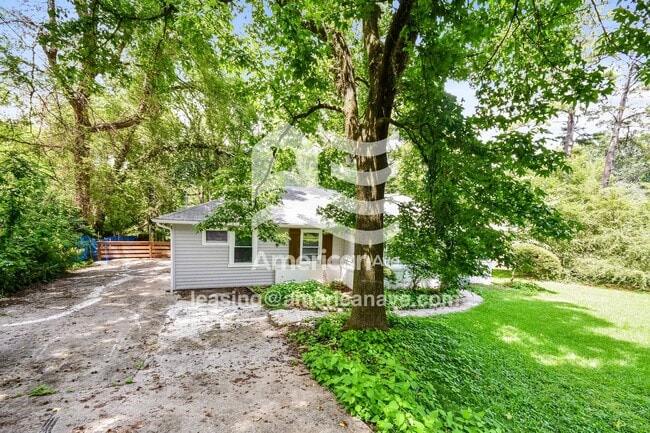 100 Red Ln Cir in Birmingham, AL - Building Photo - Building Photo