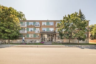 362 McArthur & 388-390 Irwin Miller in Ottawa, ON - Building Photo