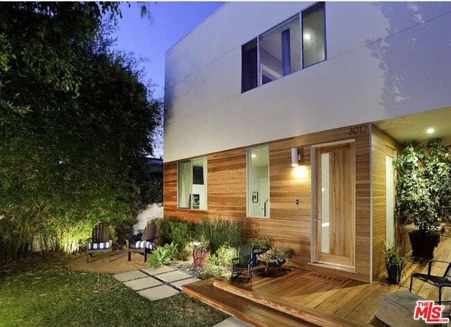 3012 Yale Ave in Los Angeles, CA - Building Photo - Building Photo