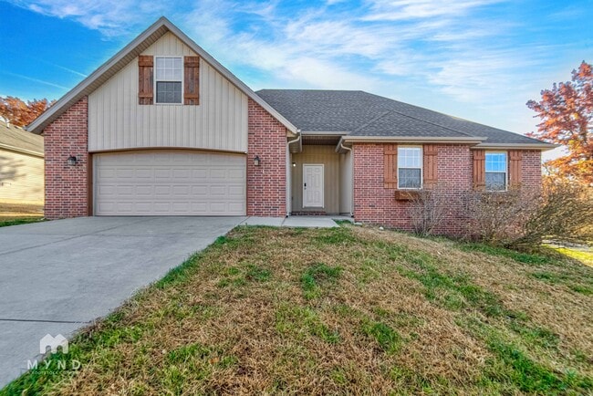 property at 112 N Peach Brook