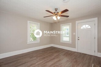 2208 Camp Greene St in Charlotte, NC - Building Photo - Building Photo