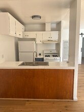 1542 Hi Point St in Los Angeles, CA - Building Photo - Building Photo