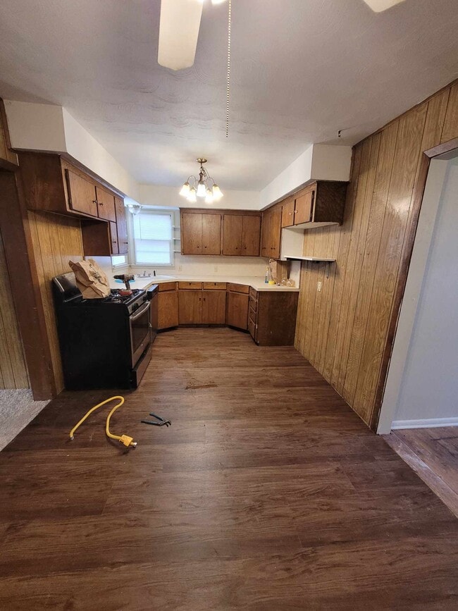 311 N H St in Duncan, OK - Building Photo - Building Photo