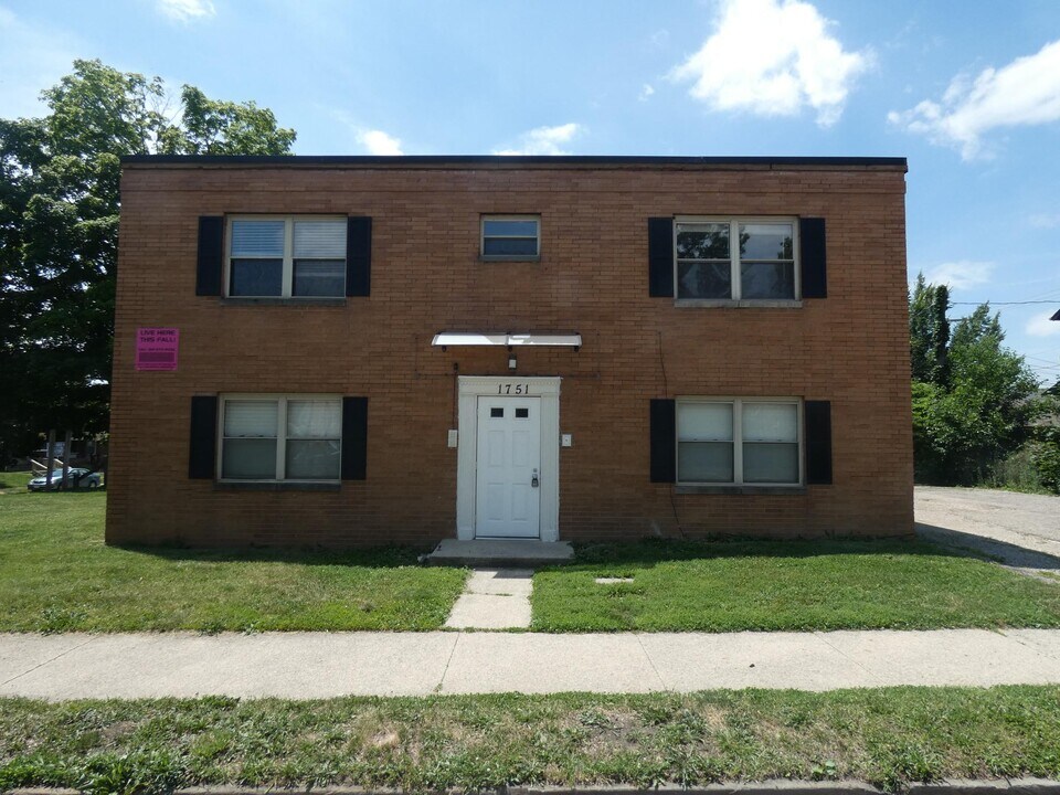 1751 Summit St, Unit C in Columbus, OH - Building Photo