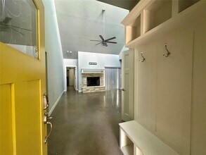 210 Arbor Hill Way in Cedar Creek, TX - Building Photo - Building Photo
