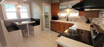745 Central Pkwy in Schenectady, NY - Building Photo - Building Photo