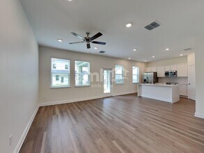 5950 Pinewood Ests Dr in St. Cloud, FL - Building Photo - Building Photo