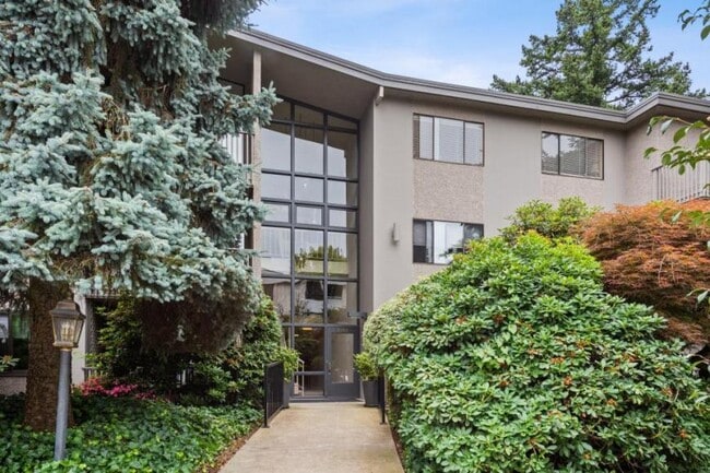 property at 9901 NE 4th St