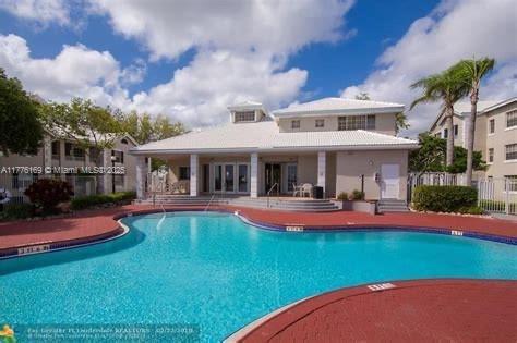 property at 2810 N Oakland Forest Dr