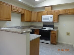 954 Crisp Dr in Yuba City, CA - Building Photo - Building Photo