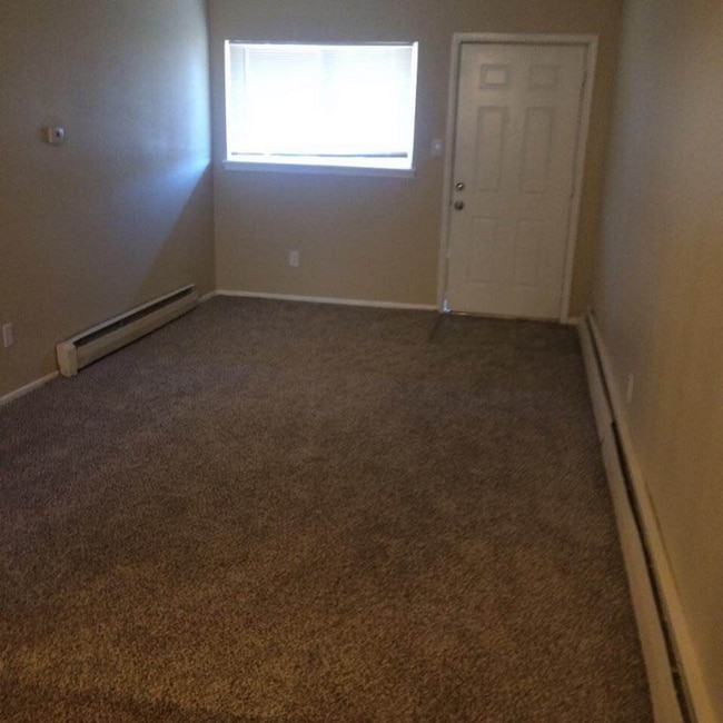 238 W Iowa Ave