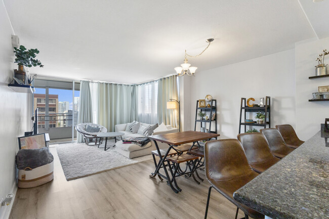 property at 1515 Ward Ave
