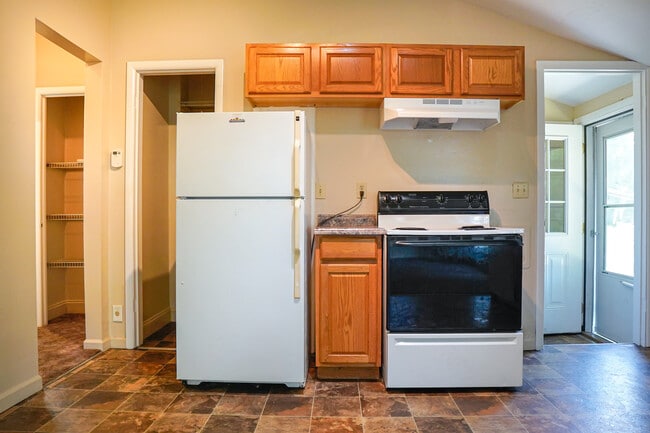 1604 E Main St in Kent, OH - Building Photo - Building Photo