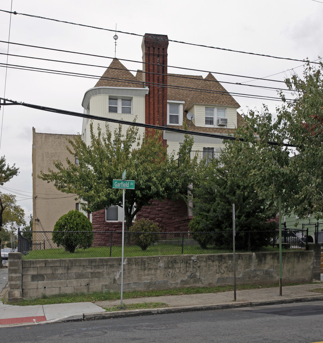 281 Garfield Ave in Jersey City, NJ - Building Photo - Building Photo