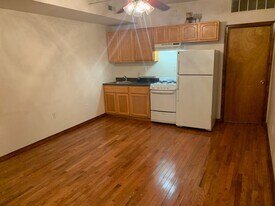 1003 S 3rd St, Unit 1 in Philadelphia, PA - Building Photo